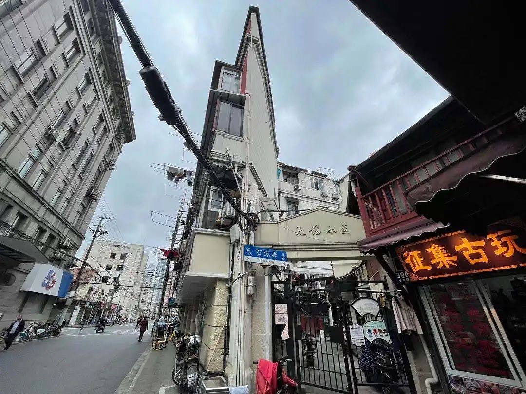 世界最扁最薄建筑？上海“纸片楼”最薄20厘米，传拆除引市民拍照留念（组图） - 4