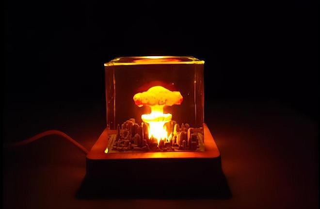 原子弹蘑菇云小灯滞销！却被网友捧红：改叫广岛灯，专卖日本人（组图） - 2