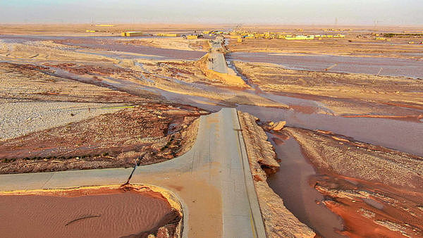 利比亚水坝溃堤淹没城市！居民被冲入海！恐逾2000人死亡（视频/组图） - 3