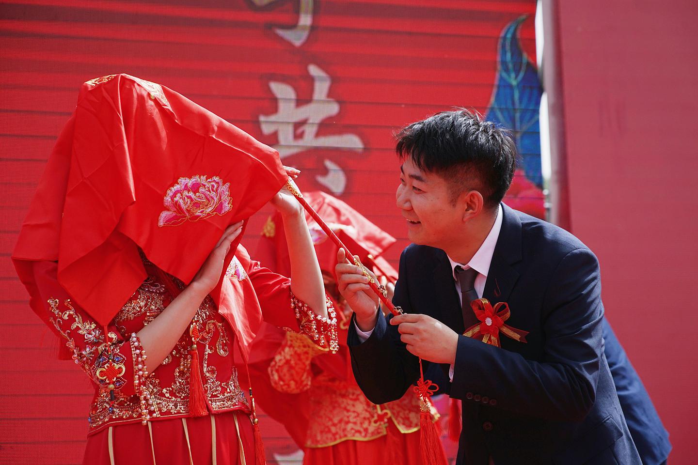 学者：性别长期失衡，中国逾3千万男性讨不到老婆（图） - 1