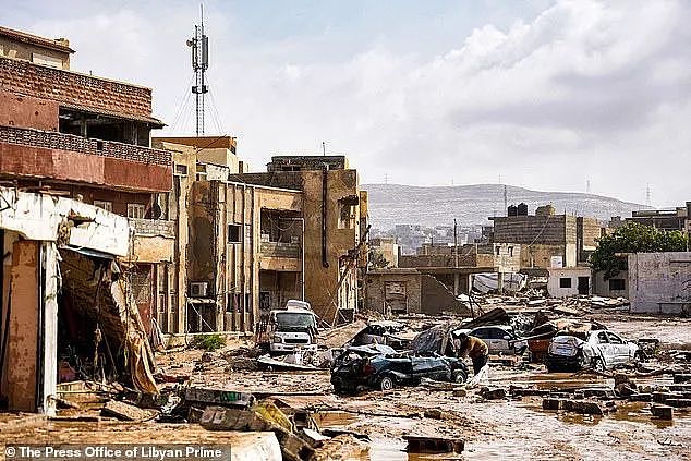 超3000人死亡！飓风袭击利比亚致“城市消失”，“到处都是尸体”（视频/组图） - 15
