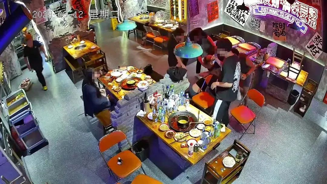 河南男子餐厅强行买单搭讪，失败后殴打女子！警方通报（视频/组图） - 2