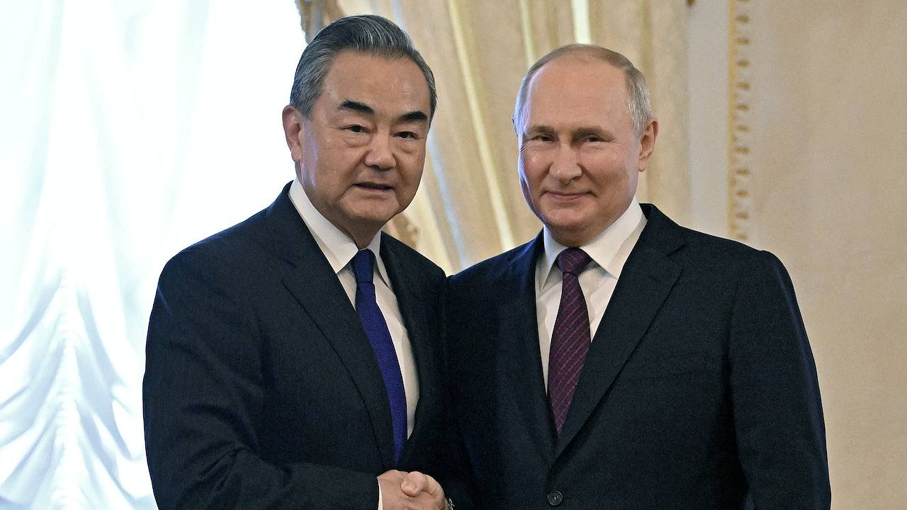 普京接见王毅，同意加强中俄多方面合作（图） - 1