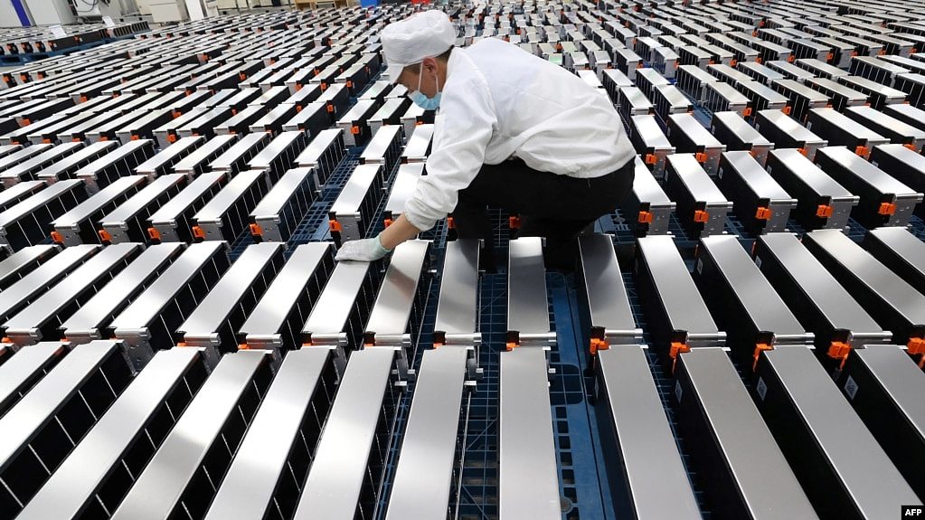 欧盟报告说，欧洲面临依赖中国电池的风险（图） - 1