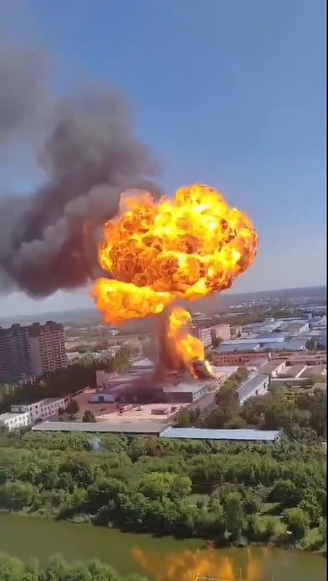 河北沧州工厂爆炸酿2死！目击者听到3、4次爆炸声：似地震一样（视频/组图） - 2