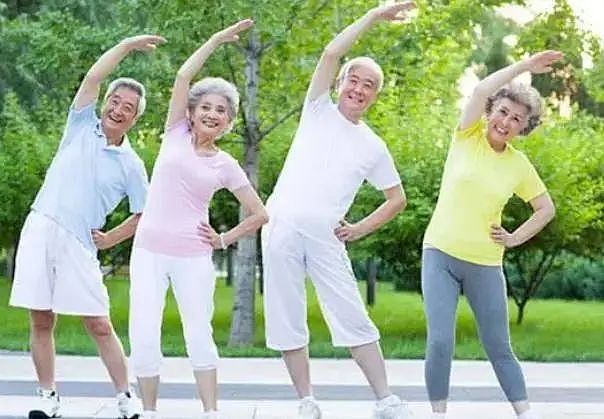 一千名百岁老人调查结果：健康的人的共性，不是运动，而是这3点（组图） - 3