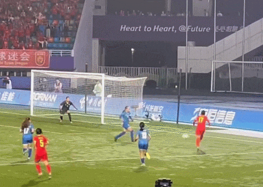 中国女足亚运会16：0大胜蒙古队！王霜一人踢进5球（视频/组图） - 4