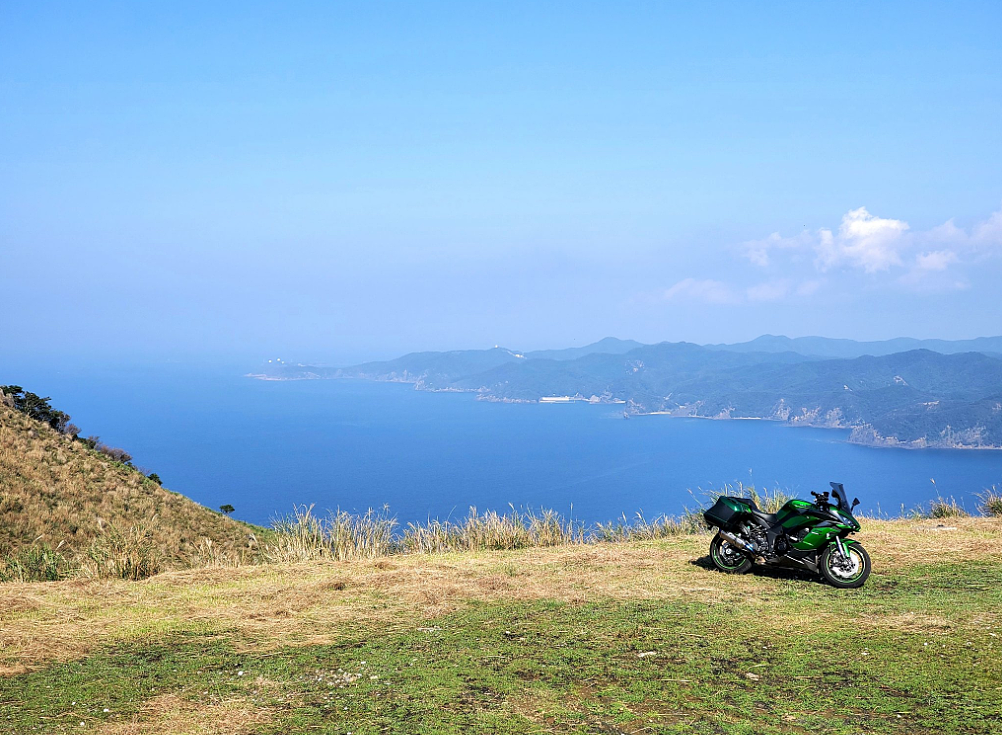 22岁少年花4年骑摩托环游日本，拍下万张绝景！最后跳进大坝自杀潇洒告别世界…（组图） - 10