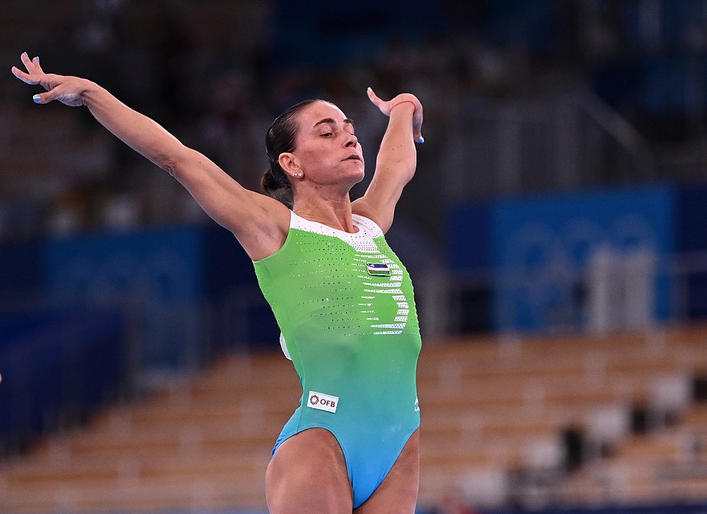 杭州亚运：最传奇的运动员“没有之一” 48岁女子体操老将丘索维金娜亮相（组图） - 20