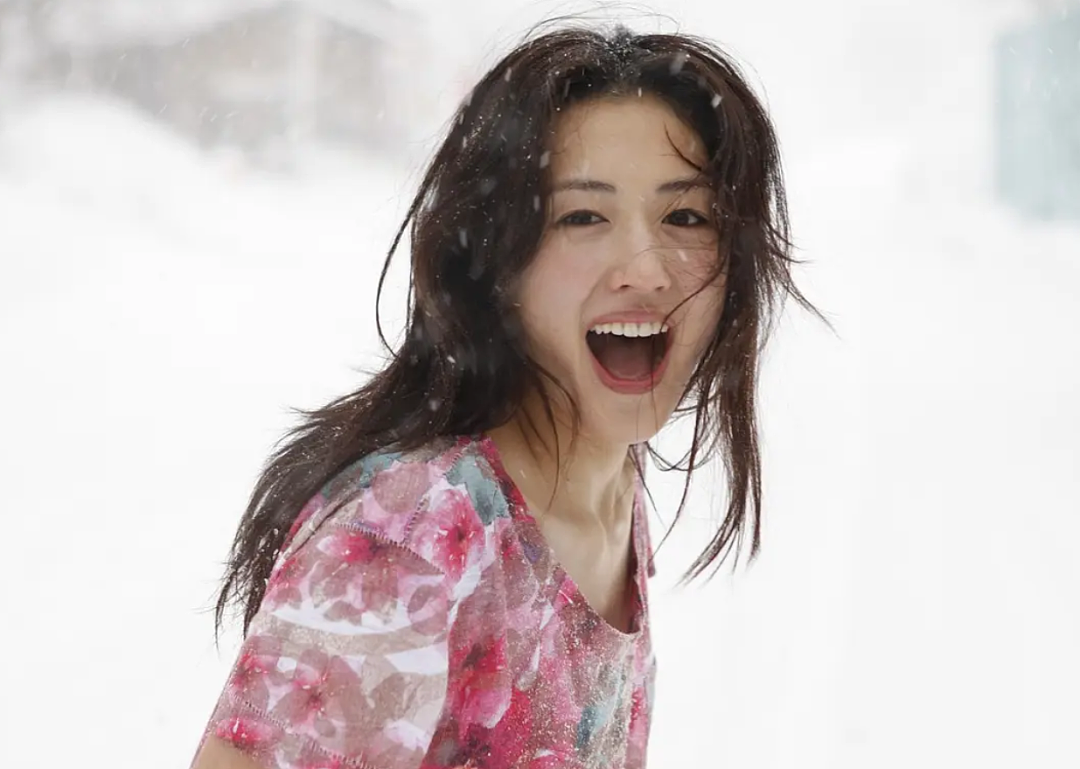 日本最新“人气女星”Top10公开！石原里美仅排第9…第一名竟然是她？（组图） - 40