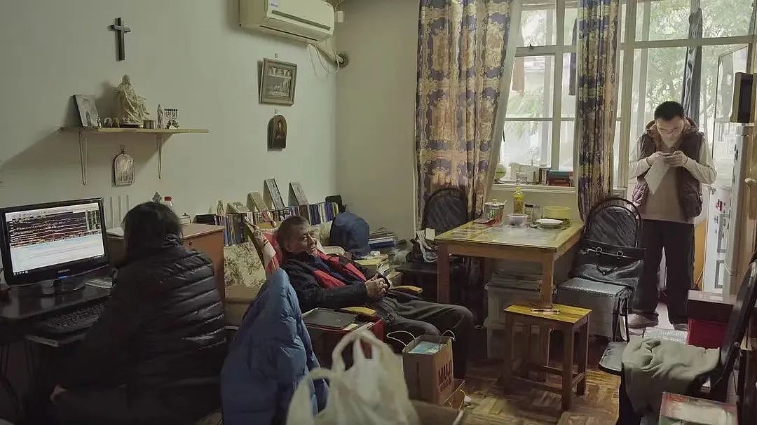 他拍下70岁上海阿姨的爱与欲，鲜活生猛（组图） - 21