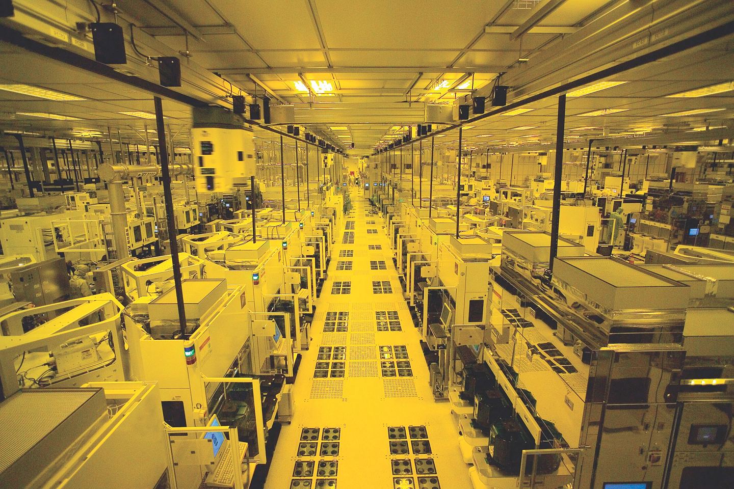 晶片制造本土化对抗“卡脖子”，中国自建巨型晶片工厂可行？（组图） - 4