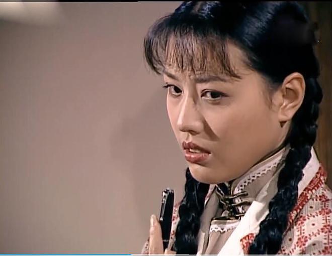 【时尚】都说双麻花辫土气，7位香港女演员告诉你，土气的是人而不是辫子（组图） - 20
