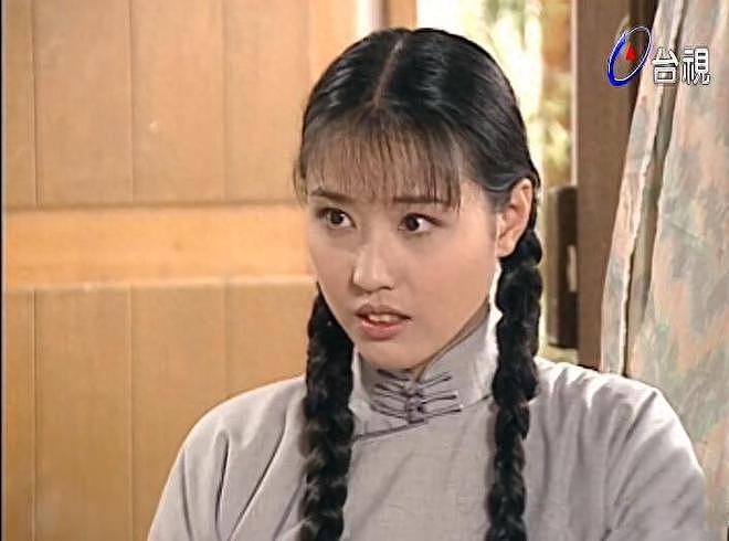 【时尚】都说双麻花辫土气，7位香港女演员告诉你，土气的是人而不是辫子（组图） - 19