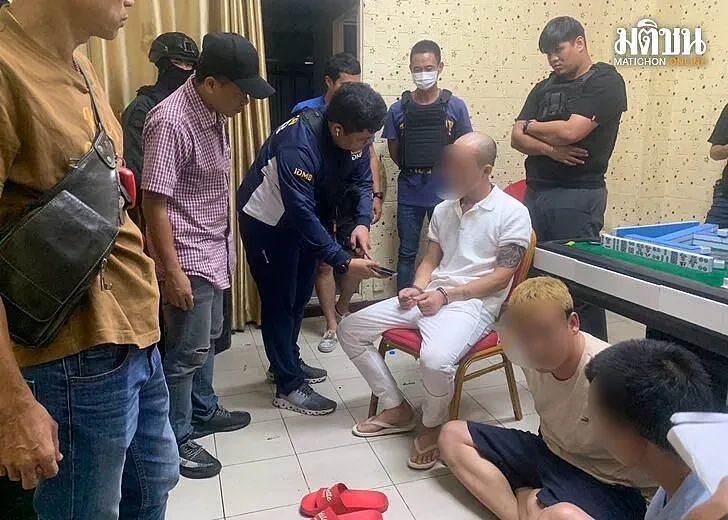 泰国，发出逮捕令！6名中国悍匪在泰持枪入室抢劫3名中国同胞（组图） - 1