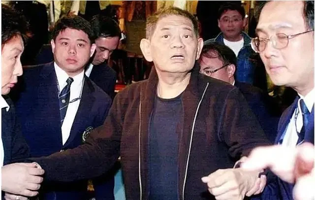 黄任中：林青霞邓丽君都是他的“床上宾”，耗尽56亿家财只为泡妞（组图） - 20