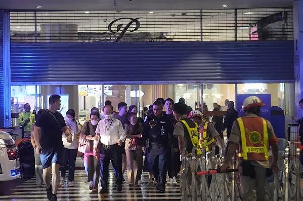 华人旅游天堂，知名商场遭血洗，中国游客1死1伤，传34岁北京妈妈遇难（组图） - 28
