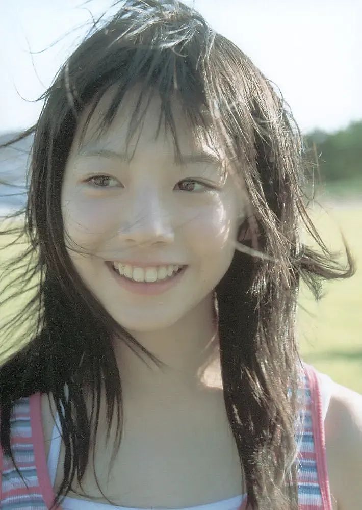 日本女星出圈“神图”：仙女哭泣不算啥，她才是一抬眸就惊艳了时光…（组图） - 37