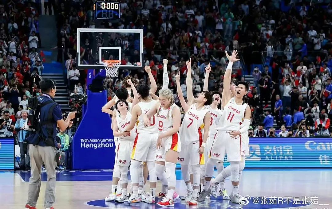 中国女篮夺冠了，男篮与世界的距离还有多远？（组图） - 1