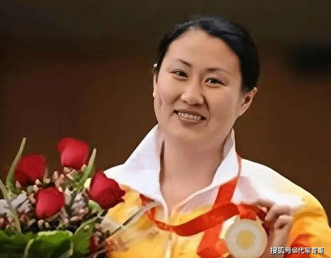 中国世界冠军被教练下药终身不育，退役后沦为搓澡工（组图） - 2