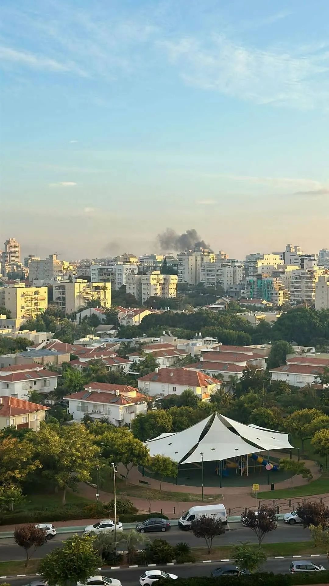 连线以色列的中国留学生：附近大楼被火箭弹击中，室友已被征兵入伍（组图） - 2