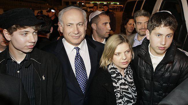 以色列总理内塔尼亚胡有争议的婚姻：背叛三任妻子，陷录像带丑闻（组图） - 3