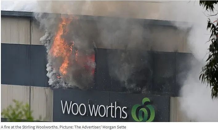 南澳购物中心Woolworths被烧毁， 损失超$1500万！ 居民区被毒浓烟笼罩， 两名男孩纵火被起诉（组图） - 3