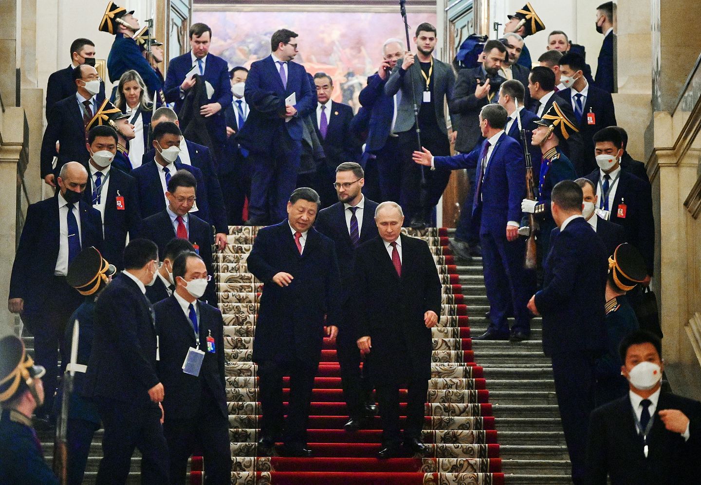 俄罗斯总统普京访华抵达北京，将出席一带一路峰会（组图） - 2