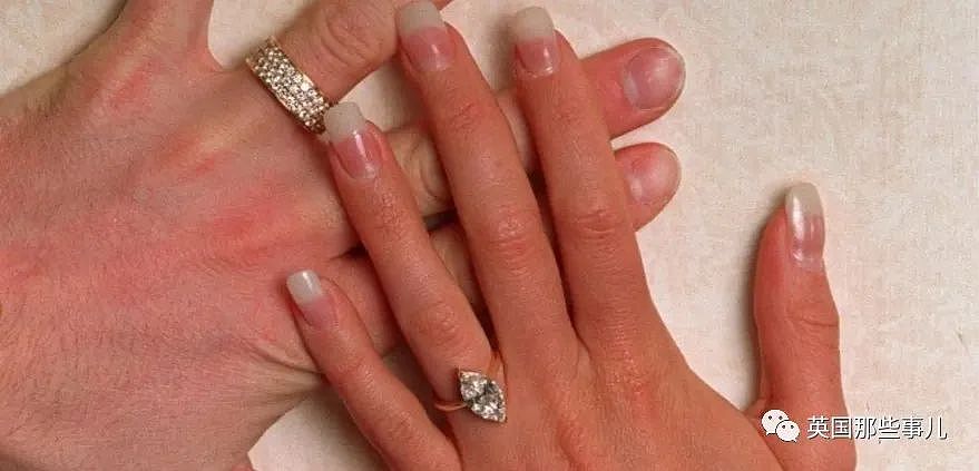 结婚24年小贝送妻15枚订婚戒指，3千万英镑的浪漫让人咋舌（组图） - 6