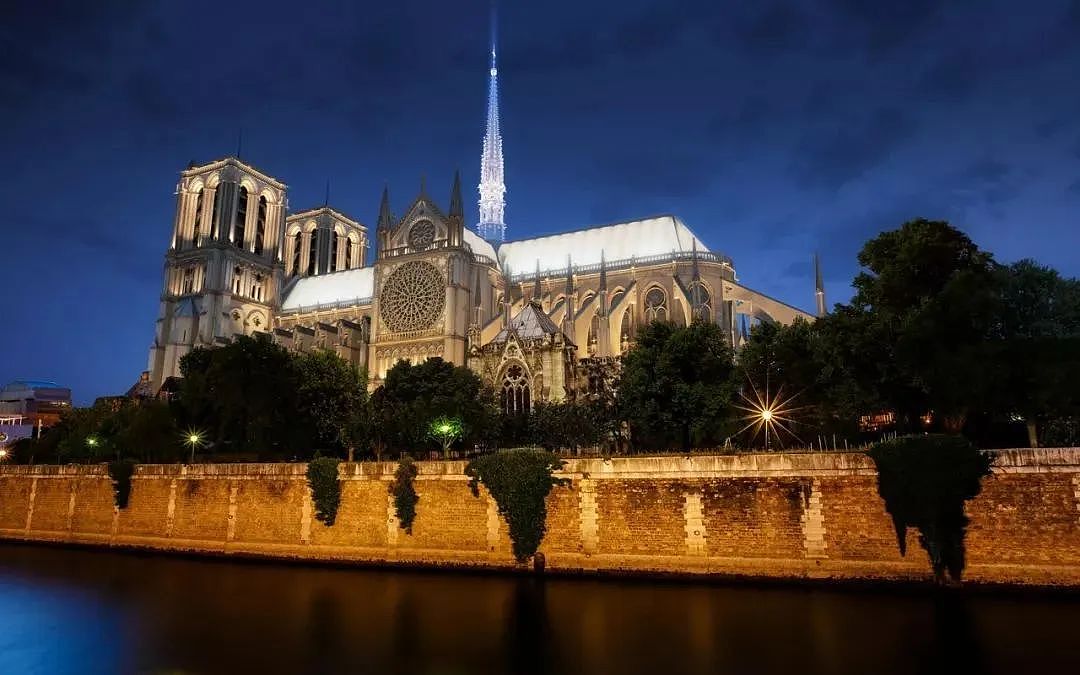 历时4年，耗资70亿，被烧塌的巴黎圣母院修好了（组图） - 15