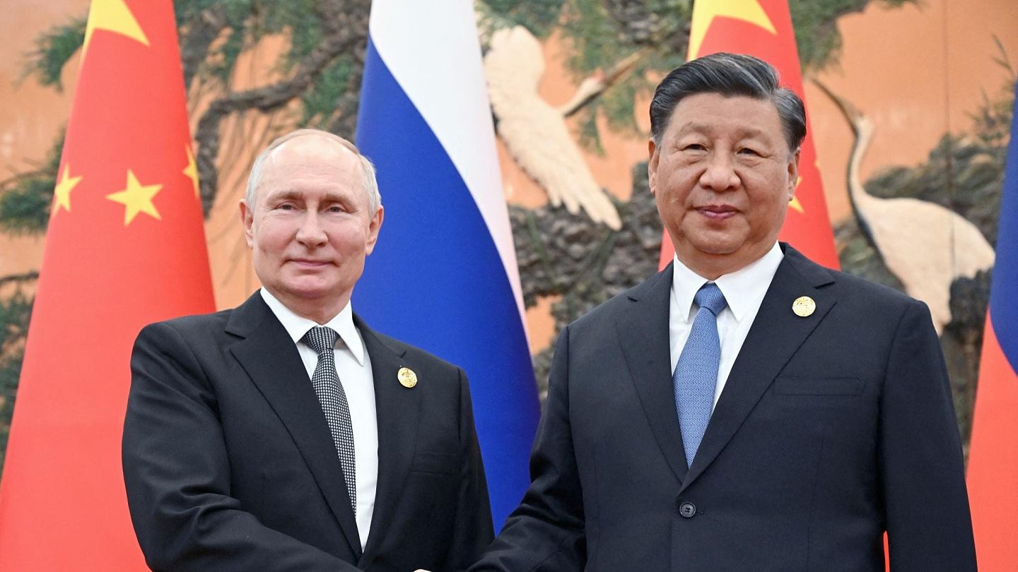 习近平与普京会谈称：中俄政治互信不断深化，战略协作密切有效（组图） - 2
