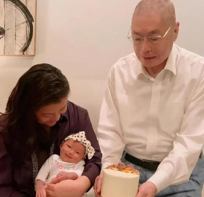 84岁钢琴大师刘诗昆再当爹！47岁妻子诞下二胎，三年成“好”，长子59岁（组图） - 9
