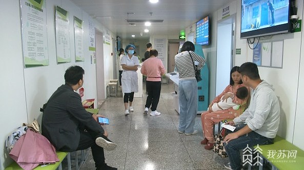 中国多地支原体肺炎病例激增以儿童为主，有医院急加过百病床应对（组图） - 2