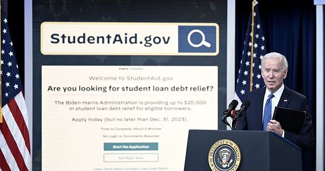 美国大学有多费钱？奥巴马43岁才还完助学贷款（组图） - 8