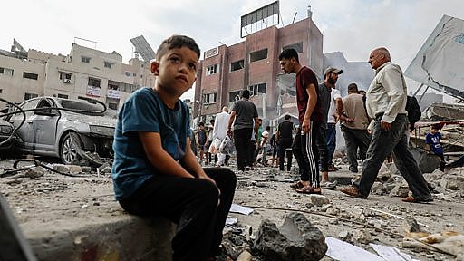 以色列持续空袭加沙，中部社区几被夷为平地，教堂亦遭殃（组图） - 3