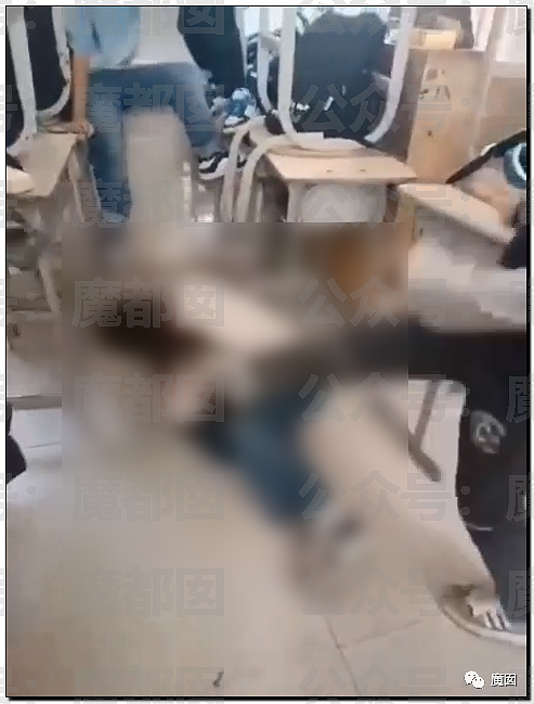 引发众怒！贵州小学男生当众拳打脚踢2位女同学，众人起哄围观拍摄（视频/组图） - 41