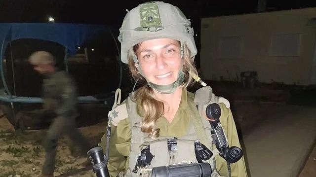 以色列女兵战队击杀100名哈马斯！砲火中空降激战4hrs守住基地（组图） - 1