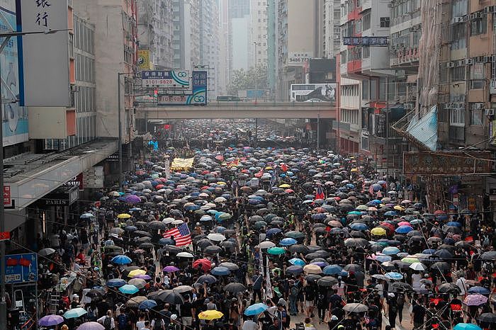 “以前，香港是一个没有风险的地方，现在不是...”华尔街日报：跨国企业加速撤离香港（组图） - 7