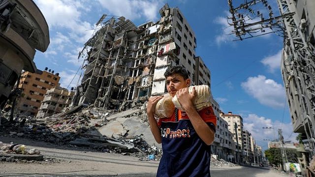 以色列宣称进入“第二阶段”战争，哈马斯首提加沙人质交换（组图） - 1