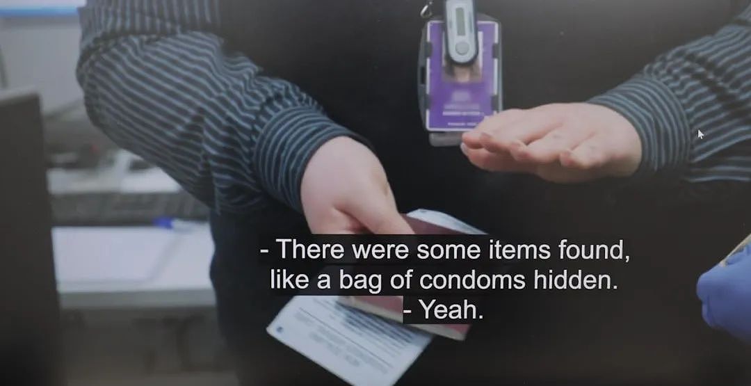 包中查到大量避孕套，中国游客被拒入境！新西兰这种做法，联合国不认同（组图） - 2