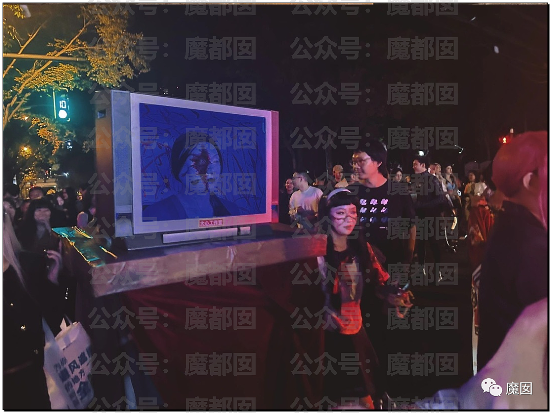 刷爆全网！嬉闹、大笑、狗血、尖叫…上海万圣节活动引发关注（组图） - 51