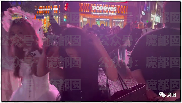 刷爆全网！嬉闹、大笑、狗血、尖叫…上海万圣节活动引发关注（组图） - 70