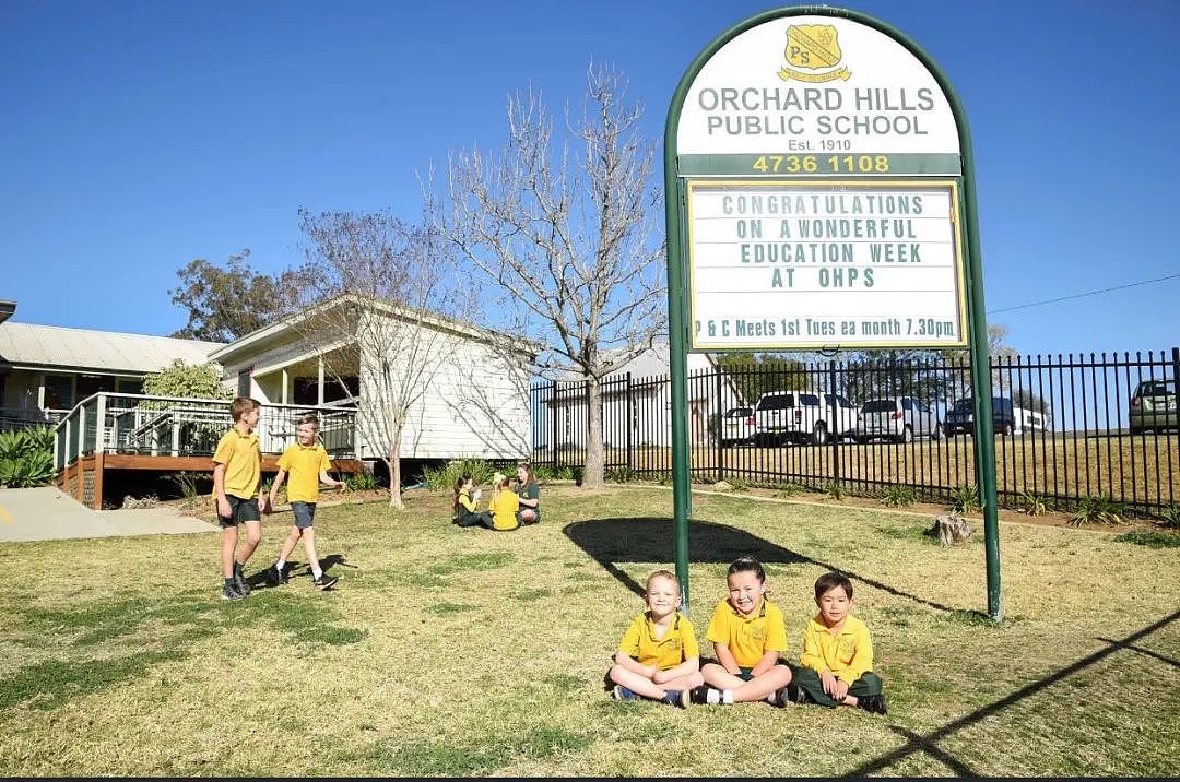 悉尼上北一名10岁男孩在校园里遇难！载30名学童校车在CBD发生车祸（组图） - 20