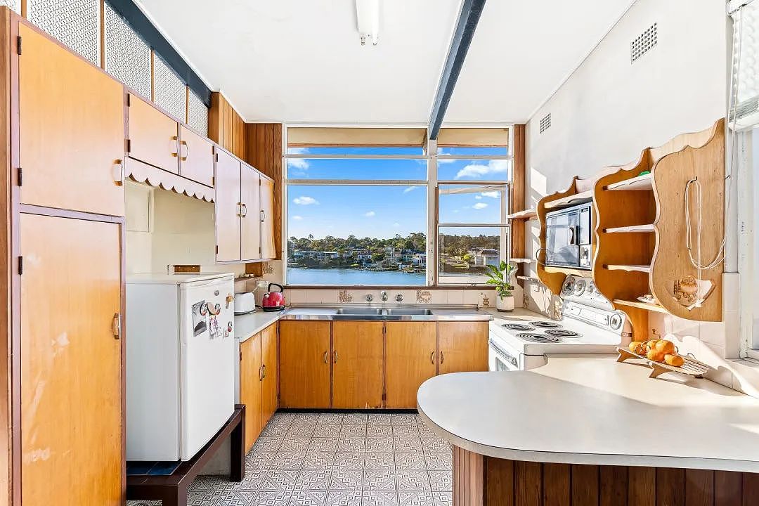 拍卖 | 60年破屋成交价高达$721万，悉尼内西区Chiswick房产惊呆众人！（组图） - 6