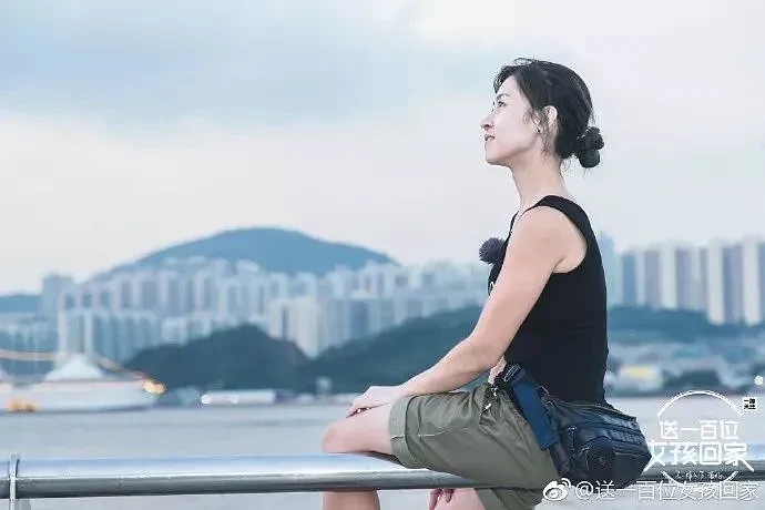 她曾是香港平民女神，做搬运工10年，却靠美貌一夜爆红（组图） - 29
