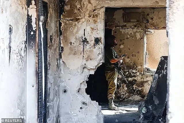 “婴儿活着被哈马斯放烤箱中烤”，以色列救援人员说出可怕景象（组图） - 5