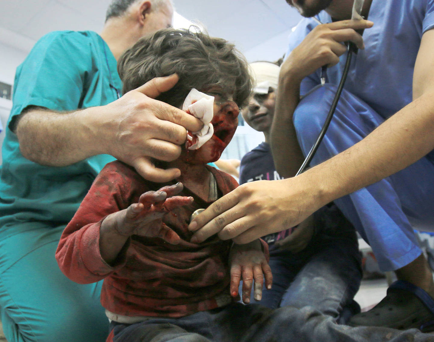 巴以冲突：儿童死伤已过万！加沙成儿童“坟场”（组图） - 4