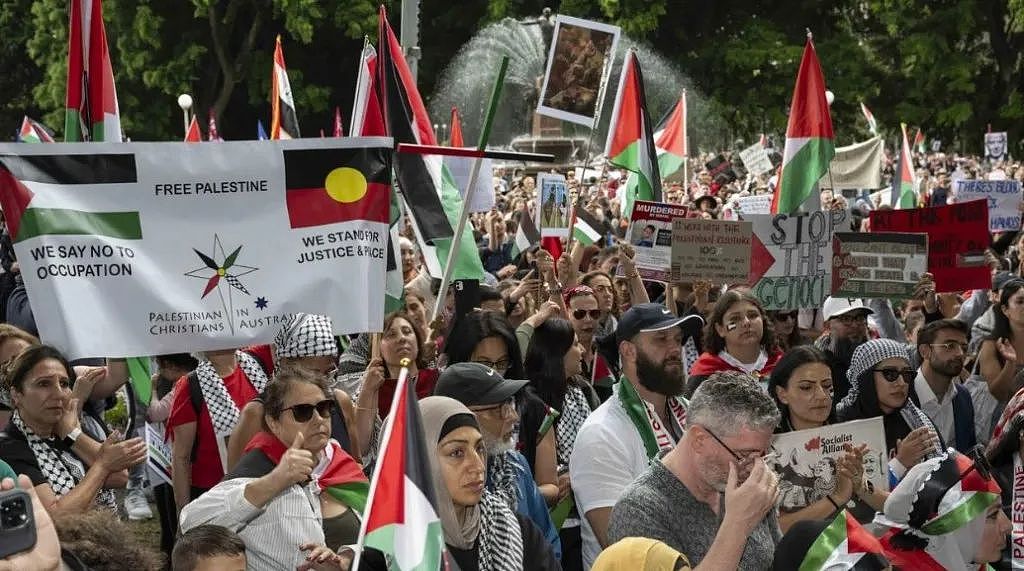 悉尼再次爆发亲巴勒斯坦集会！数千人涌上街头呼吁停战（组图） - 4