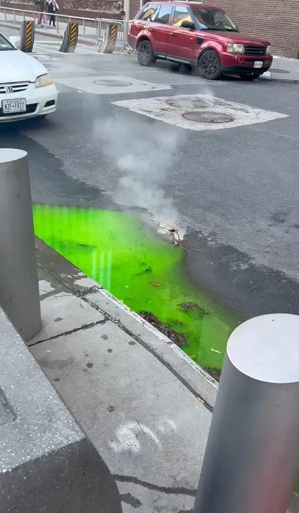 纽约街头涌出荧光绿色粘液，是否有毒存争议，网友：想起忍者神龟（组图） - 3