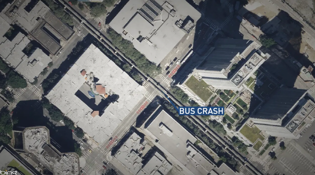 “到处都是尖叫声”，西雅图巴士撞大楼，13人伤亡（组图） - 4